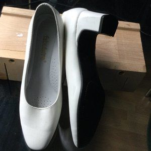 Fabulare White Upper Leather Sole Pump